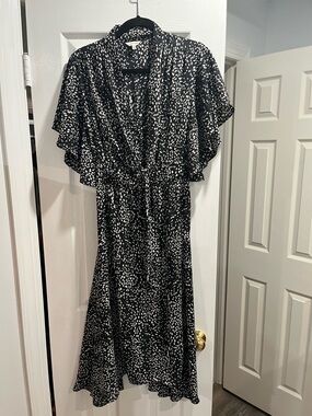 Max Studio Black and White Dot-Print Midi Dress